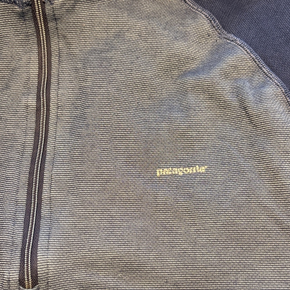 Patagonia Men's Blue and Gray Zip-Up Sweater